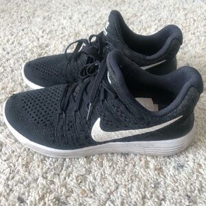Black Nike Lunarepic Flyknit2 Shoes